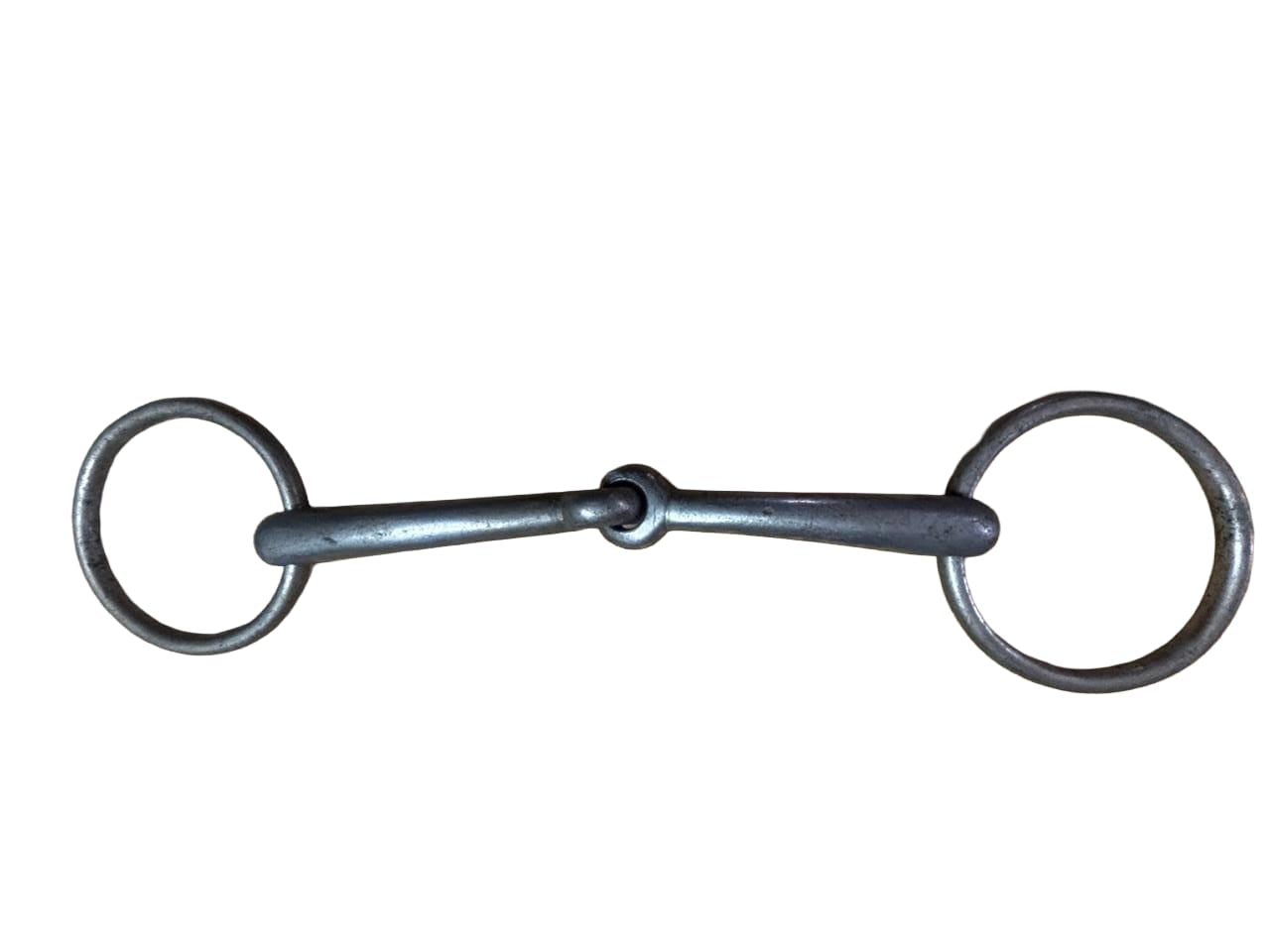 Single jointed thin snaffle